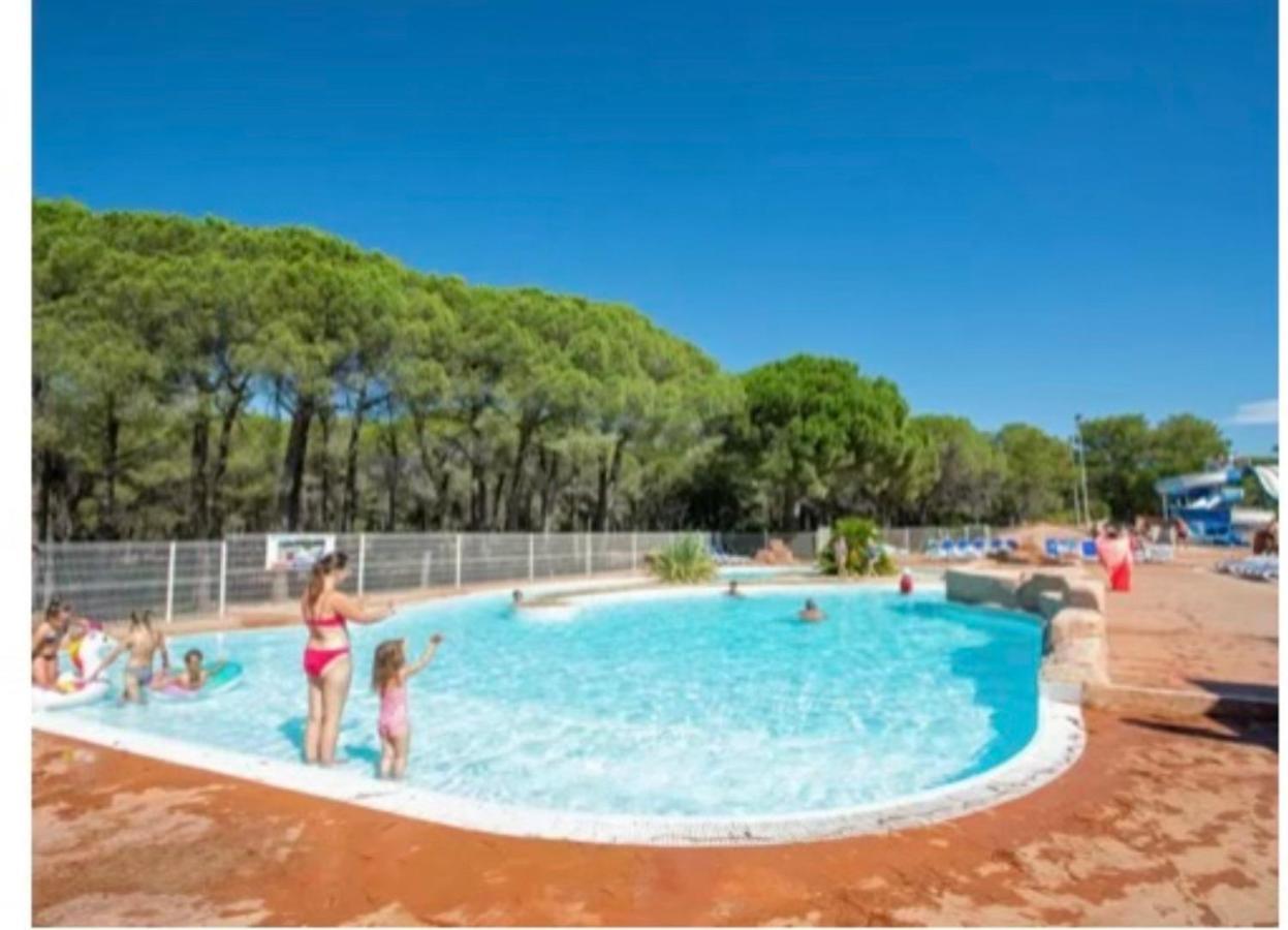 Camping Oasis Village Puget-sur-Argens Exterior photo